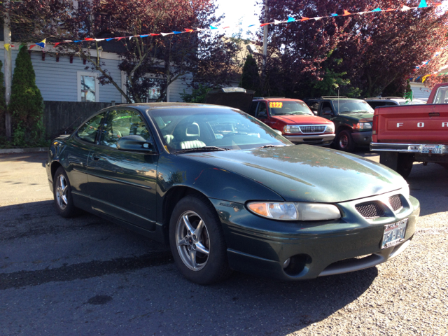 1999 Pontiac Grand Prix Sportback LS