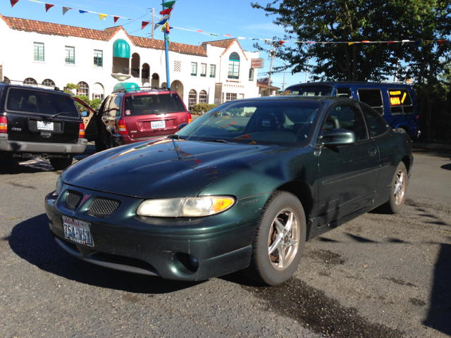 1999 Pontiac Grand Prix Sportback LS