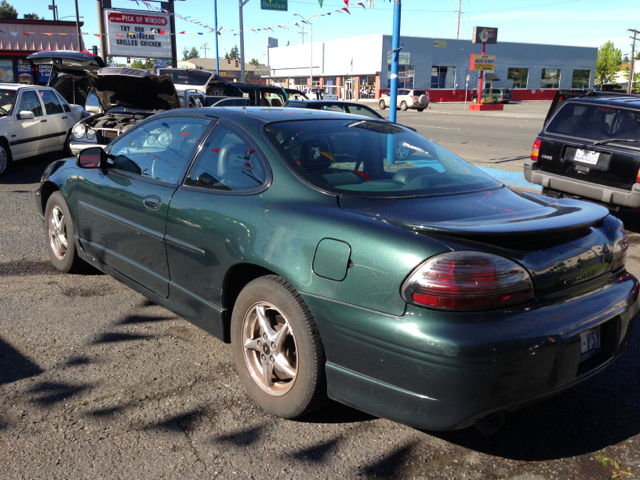 1999 Pontiac Grand Prix Sportback LS