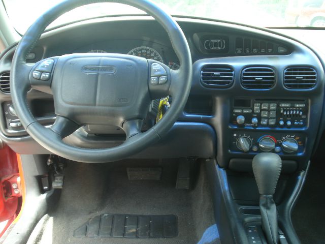 1999 Pontiac Grand Prix XUV SLE 4WD