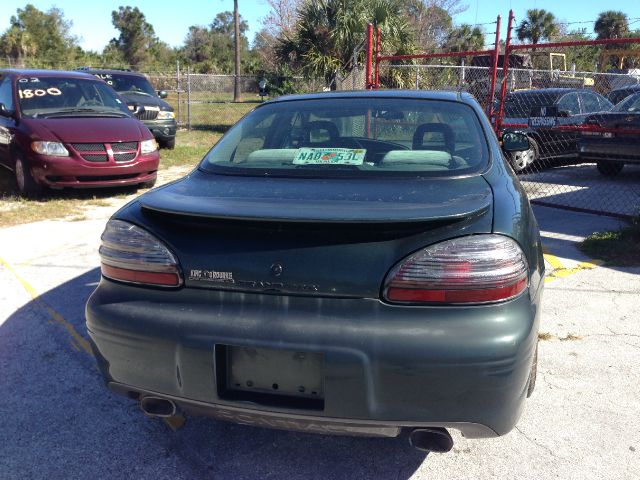 1999 Pontiac Grand Prix XUV SLE 4WD