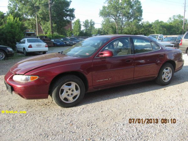 2000 Pontiac Grand Prix Sport -5 Speed-stick-4x4