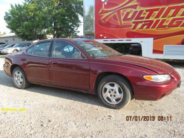 2000 Pontiac Grand Prix Sport -5 Speed-stick-4x4