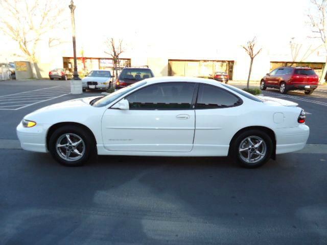 2000 Pontiac Grand Prix Sportback LS