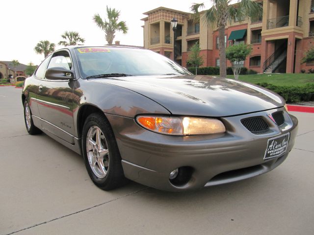 2000 Pontiac Grand Prix Sportback LS