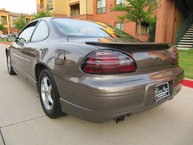 2000 Pontiac Grand Prix Sportback LS