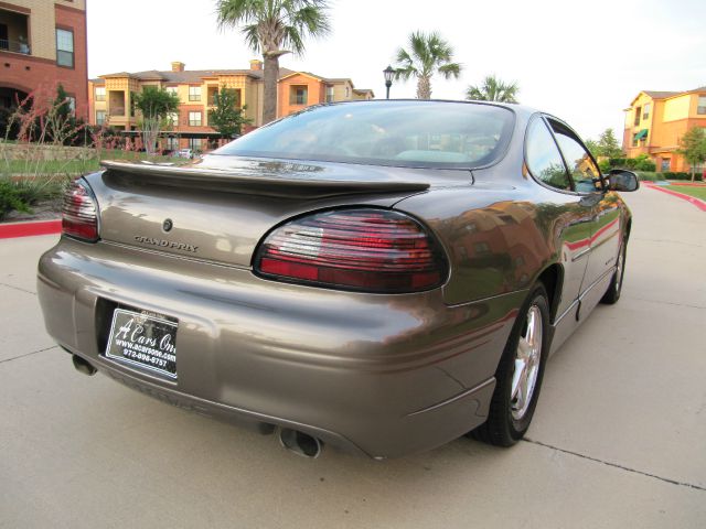 2000 Pontiac Grand Prix Sportback LS