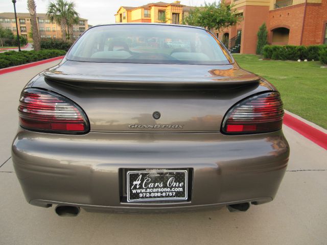 2000 Pontiac Grand Prix Sportback LS