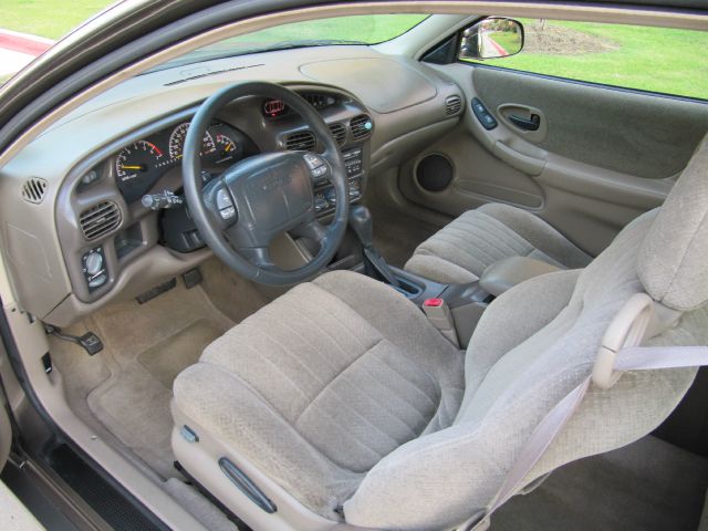 2000 Pontiac Grand Prix Sportback LS