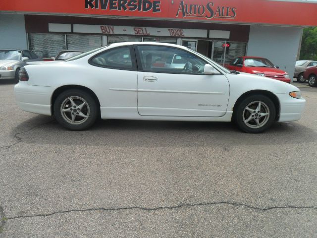 2000 Pontiac Grand Prix Sportback LS