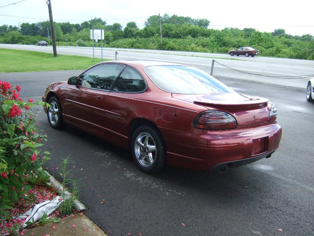 2000 Pontiac Grand Prix Sportback LS