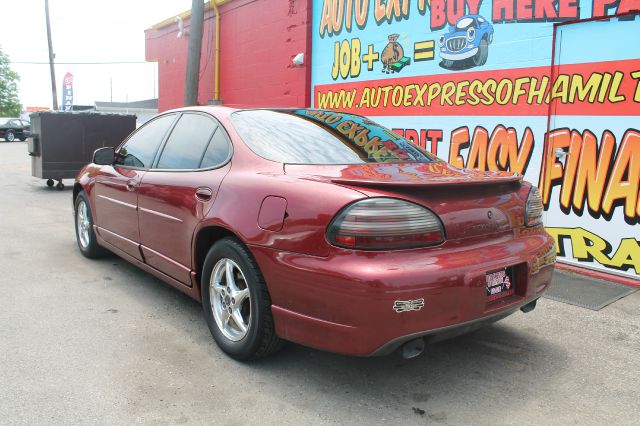 2000 Pontiac Grand Prix 4dr Quad Cab WB 4WD SLT