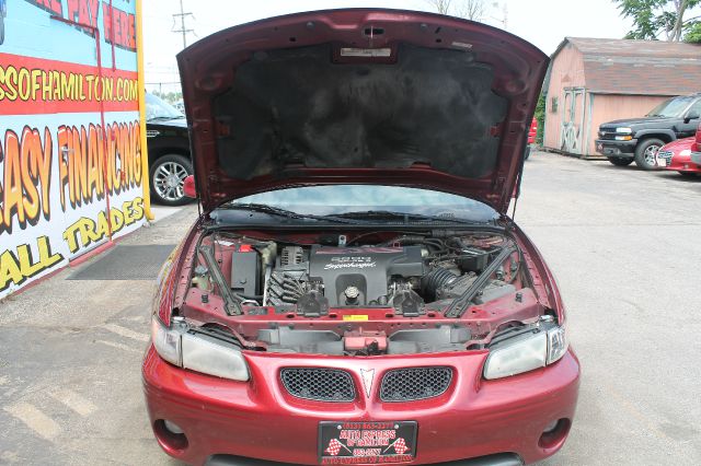 2000 Pontiac Grand Prix 4dr Quad Cab WB 4WD SLT