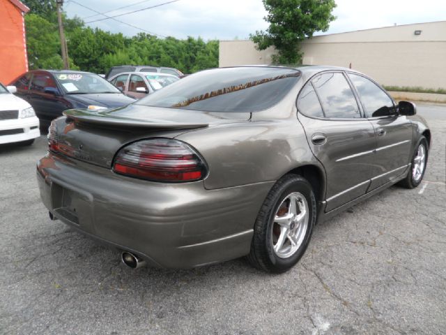 2000 Pontiac Grand Prix 4dr Quad Cab WB 4WD SLT