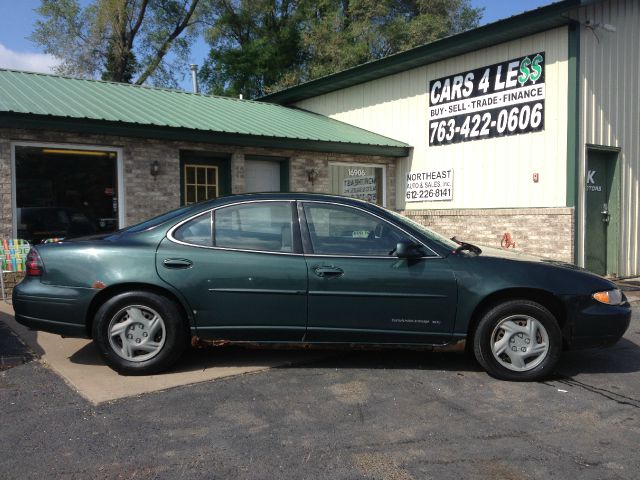 2000 Pontiac Grand Prix Sport -5 Speed-stick-4x4