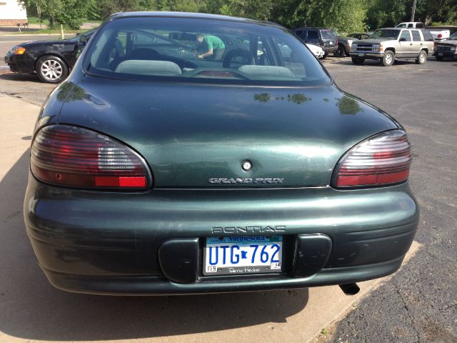 2000 Pontiac Grand Prix Sport -5 Speed-stick-4x4