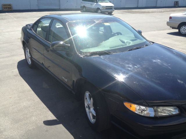 2000 Pontiac Grand Prix 4dr Quad Cab WB 4WD SLT