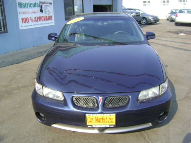 2001 Pontiac Grand Prix XUV SLE 4WD