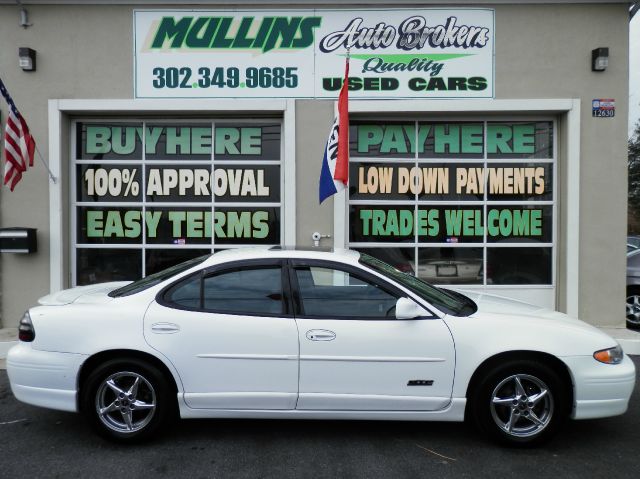 2001 Pontiac Grand Prix 4dr Quad Cab WB 4WD SLT