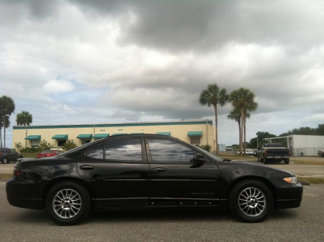 2001 Pontiac Grand Prix XUV SLE 4WD