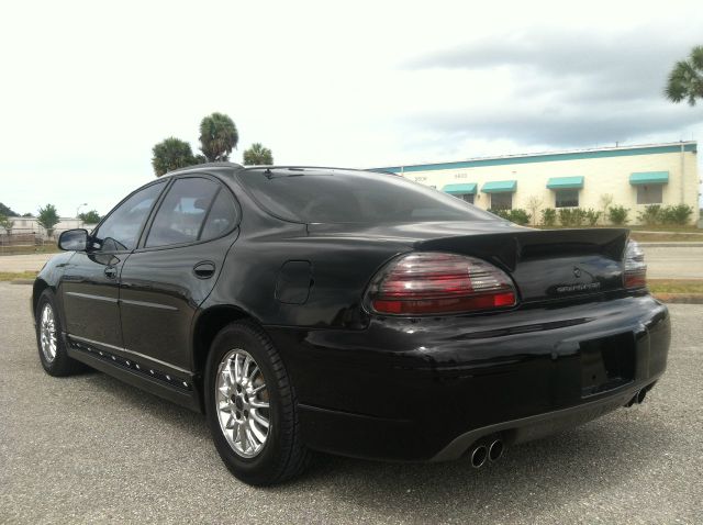 2001 Pontiac Grand Prix XUV SLE 4WD