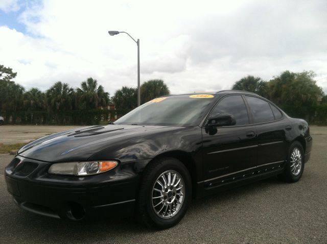 2001 Pontiac Grand Prix XUV SLE 4WD