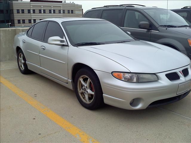 2001 Pontiac Grand Prix Unknown