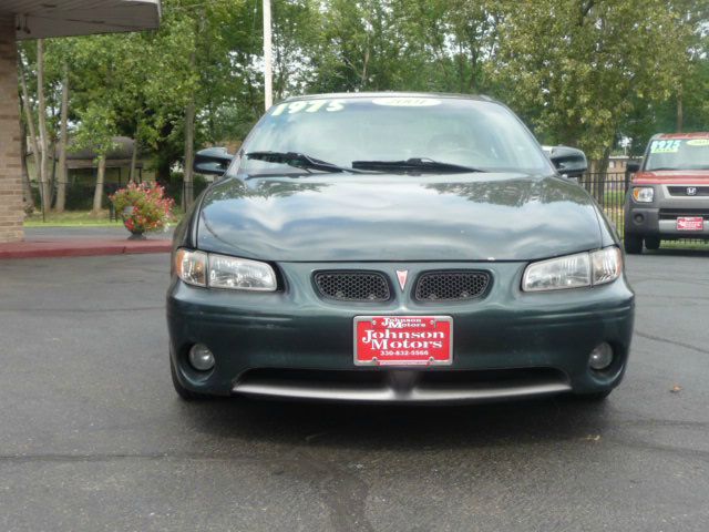 2001 Pontiac Grand Prix XUV SLE 4WD