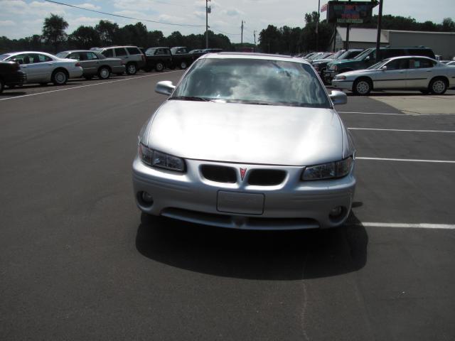 2001 Pontiac Grand Prix Sport -5 Speed-stick-4x4