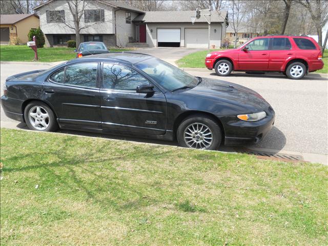 2001 Pontiac Grand Prix Unknown