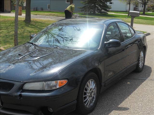 2001 Pontiac Grand Prix Unknown