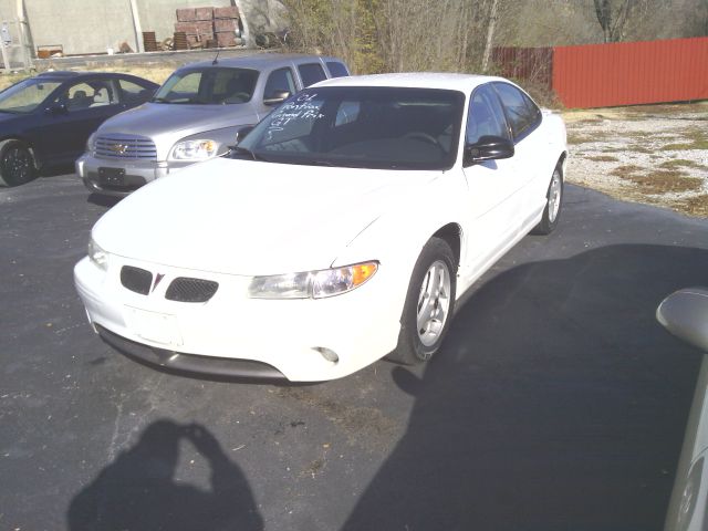 2001 Pontiac Grand Prix XUV SLE 4WD