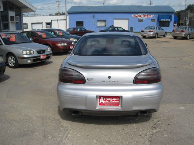 2001 Pontiac Grand Prix Sportback LS