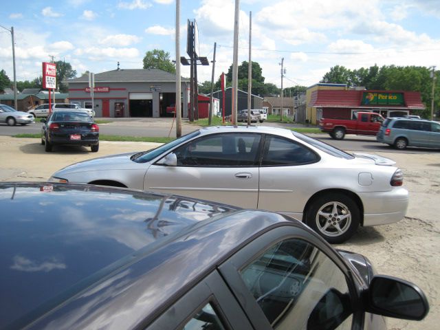 2001 Pontiac Grand Prix Sportback LS