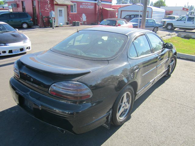 2001 Pontiac Grand Prix XUV SLE 4WD