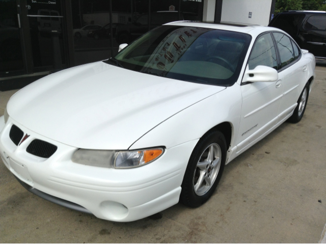 2001 Pontiac Grand Prix XUV SLE 4WD