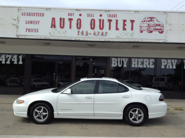 2001 Pontiac Grand Prix XUV SLE 4WD