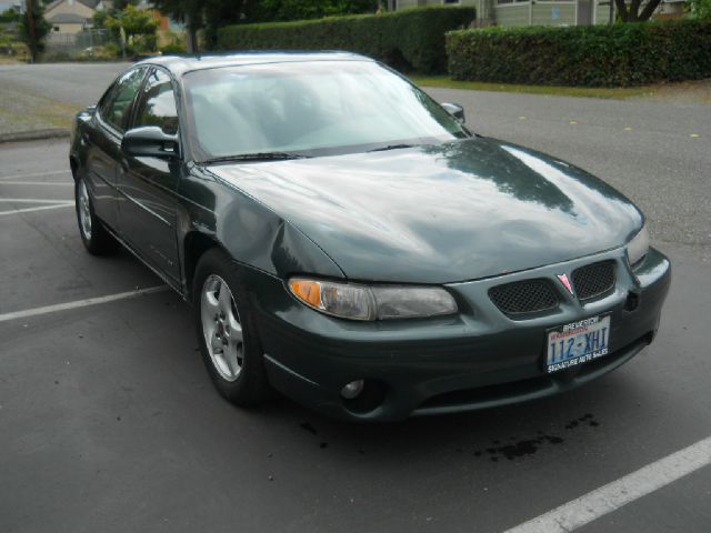 2001 Pontiac Grand Prix Sport -5 Speed-stick-4x4