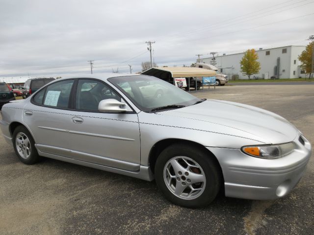 2001 Pontiac Grand Prix XUV SLE 4WD