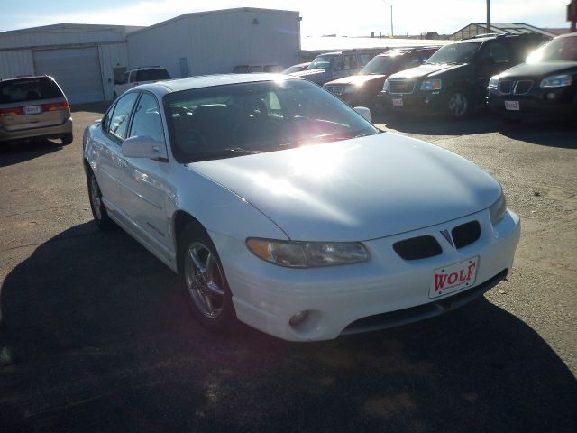 2001 Pontiac Grand Prix XUV SLE 4WD