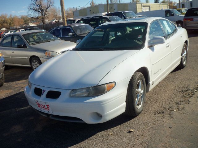 2001 Pontiac Grand Prix XUV SLE 4WD