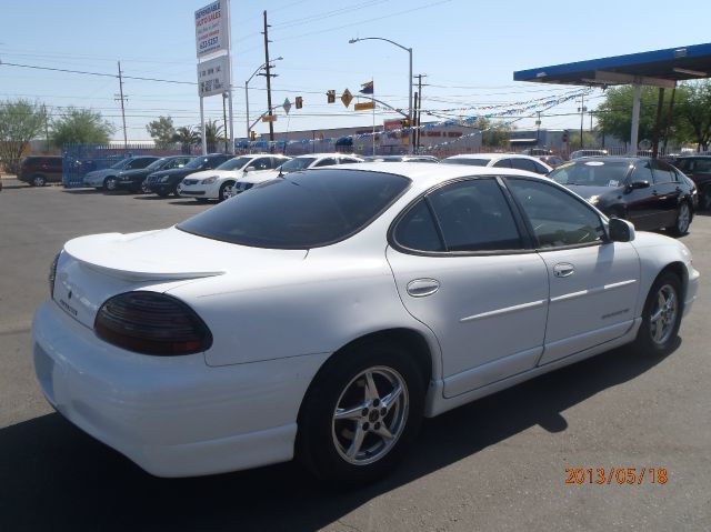 2001 Pontiac Grand Prix XUV SLE 4WD