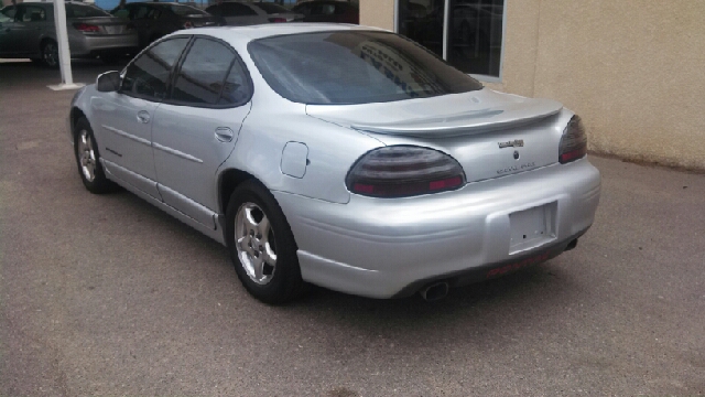 2001 Pontiac Grand Prix 4dr Quad Cab WB 4WD SLT