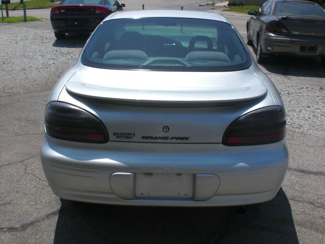 2002 Pontiac Grand Prix SE