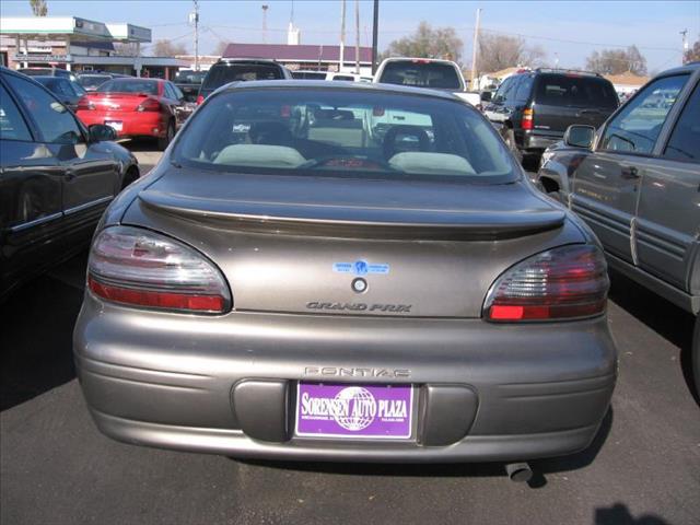 2002 Pontiac Grand Prix SE