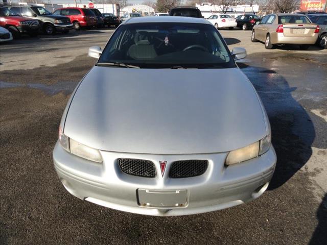 2002 Pontiac Grand Prix SE