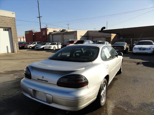 2002 Pontiac Grand Prix SE