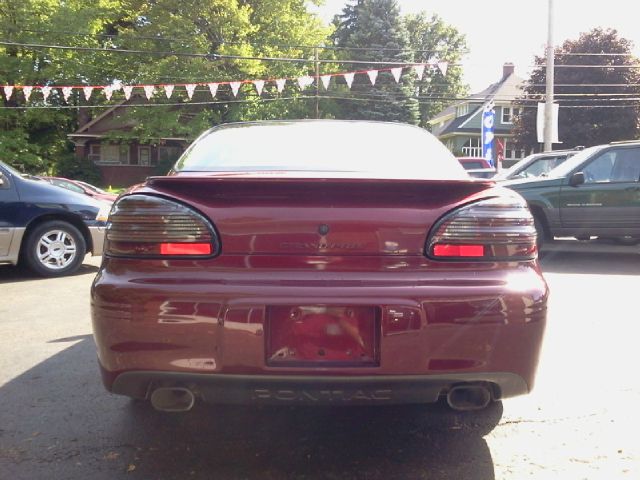 2002 Pontiac Grand Prix Sportback LS