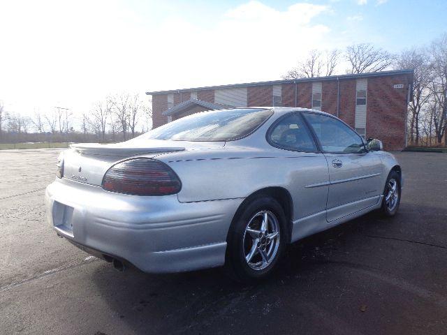 2002 Pontiac Grand Prix Sportback LS