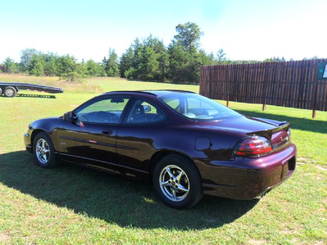 2002 Pontiac Grand Prix Sportback LS